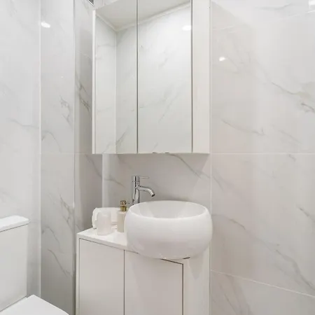 Santa Barbara Flat By Minho's Guest شقة *