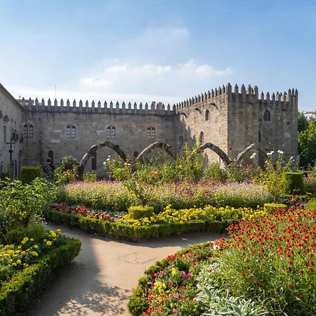 Santa Barbara Flat By Minho's Guest Braga